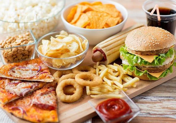 Geféierlech Produkter fir Gastritis